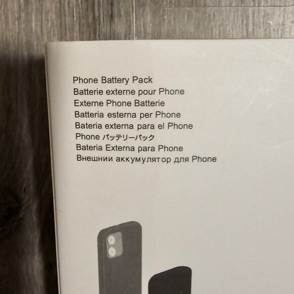 Magnetic Magsafe Black Wireless Portable Charger Power Bank Battery Pack - Picture 4 of 7